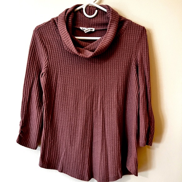 Maybe/ dusty rose long sleeve top - Picture 1 of 5